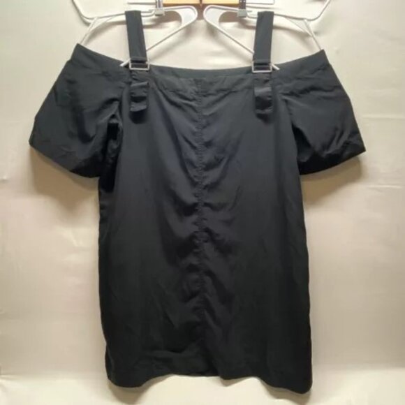 Calvin Klein Jeans Women's XL Crepe Cold Shoulder Blouse Black Lightweight EUC - Picture 4 of 7